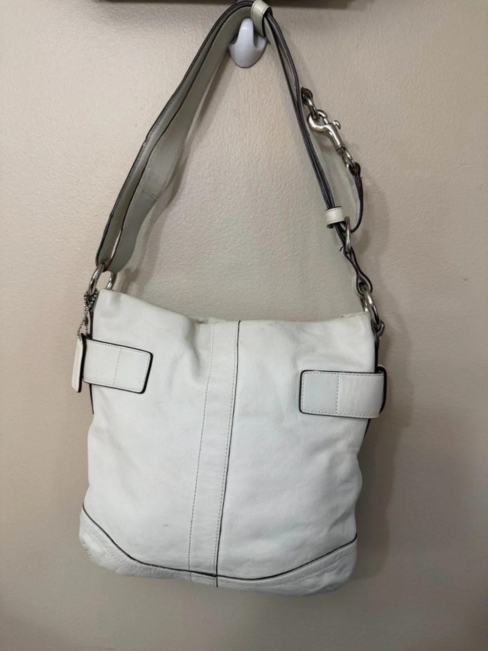 Vintage Coach White Leather Shoulder Bag with Silver Buckle Accents# 1452